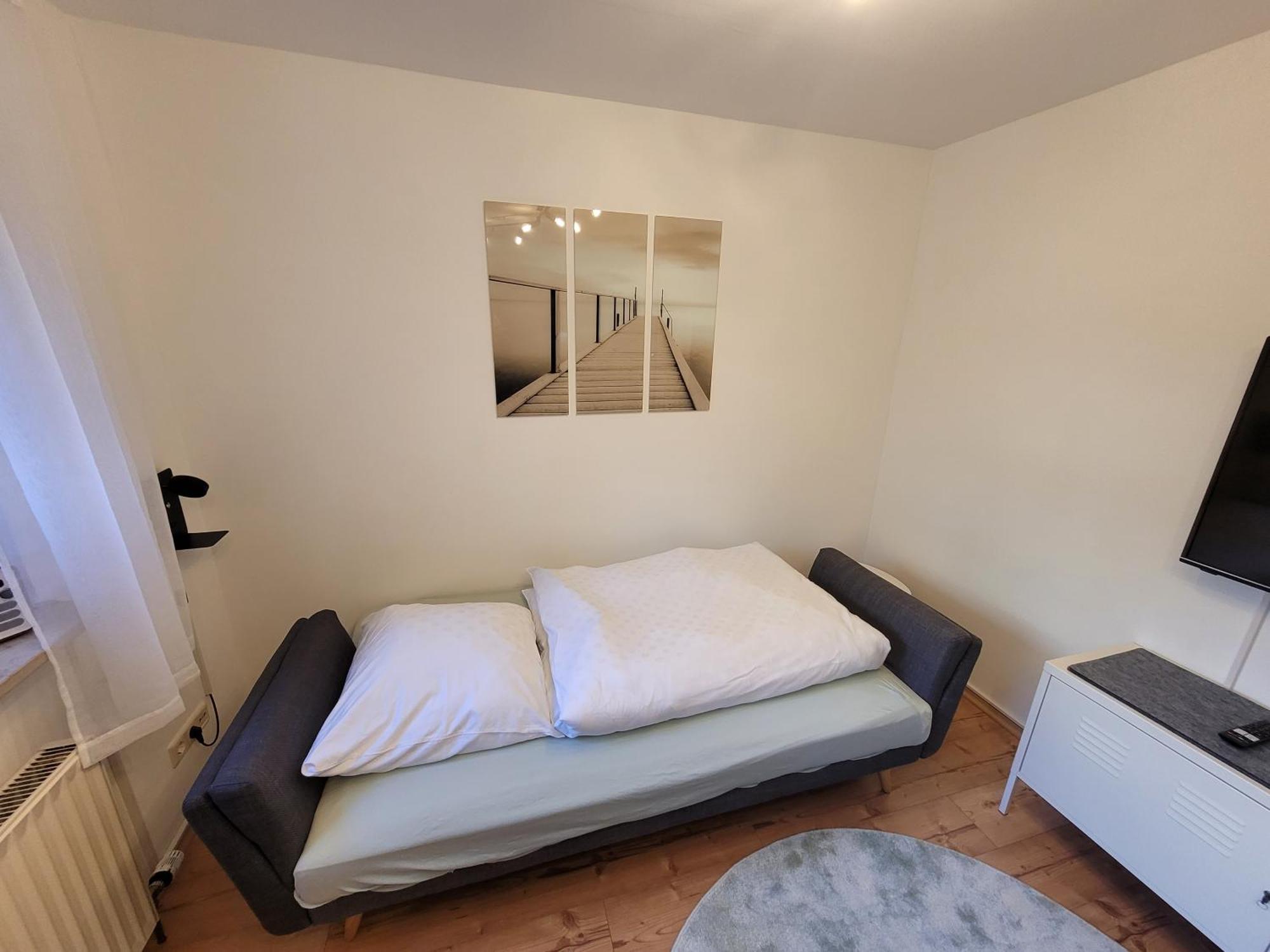 - Klein Aber Fein, 1-3 Personen, Souterrain Apartment Rodental